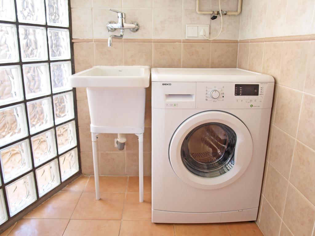 Apartup Yellow Opera View Apartment Valencia Ruang foto