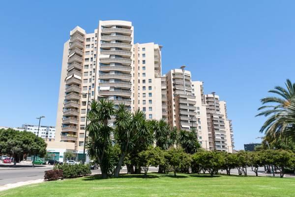 Apartup Yellow Opera View Apartment Valencia Bagian luar foto
